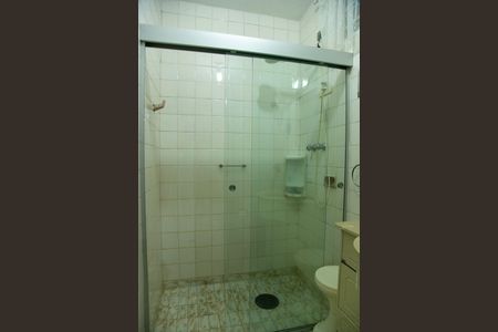 Casa à venda com 250m², 3 quartos e 1 vaga Casa à venda com 250m², 3 quartos e 1 vagaBanheiro da Suíte