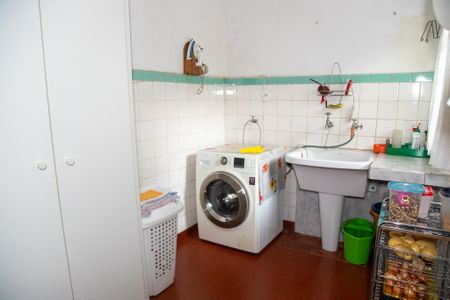 Casa à venda com 250m², 3 quartos e 1 vaga Casa à venda com 250m², 3 quartos e 1 vagaÁrea de Serviço