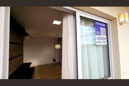 Apartamento à venda com 61m², 2 quartos e 1 vaga Apartamento à venda com 61m², 2 quartos e 1 vagaPlaquinha