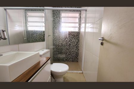 Apartamento à venda com 61m², 2 quartos e 1 vaga Apartamento à venda com 61m², 2 quartos e 1 vagaBanheiro