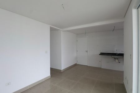 Apartamento para alugar com 80m², 2 quartos e 1 vagaSala