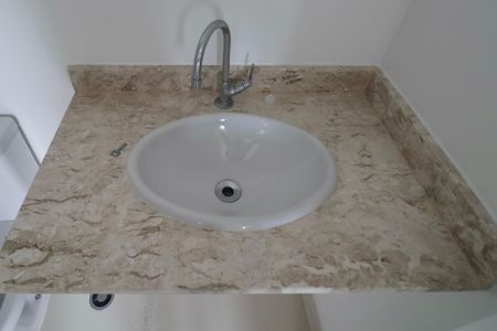 Apartamento para alugar com 80m², 2 quartos e 1 vagaBanheiro Social