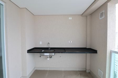 Apartamento para alugar com 80m², 2 quartos e 1 vagaVaranda