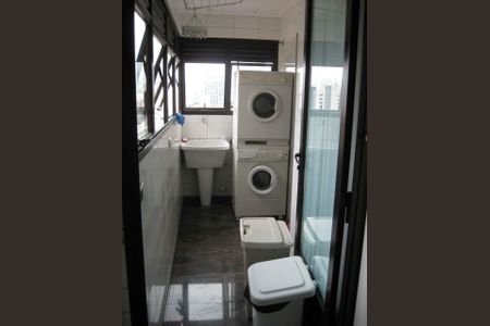 Apartamento à venda com 250m², 4 quartos e 3 vagas Apartamento à venda com 250m², 4 quartos e 3 vagasFoto 17