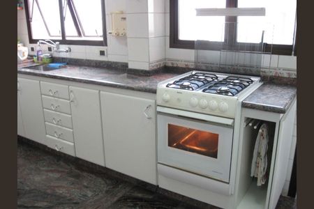 Apartamento à venda com 250m², 4 quartos e 3 vagas Apartamento à venda com 250m², 4 quartos e 3 vagasFoto 14