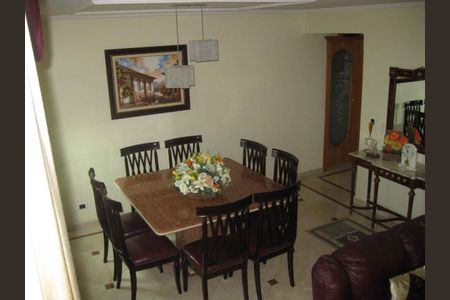 Apartamento à venda com 250m², 4 quartos e 3 vagas Apartamento à venda com 250m², 4 quartos e 3 vagasFoto 08