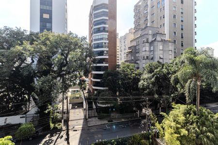 Apartamento à venda com 170m², 2 quartos e 3 vagasVaranda