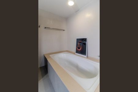 Apartamento à venda com 170m², 2 quartos e 3 vagasBanheiro da Suíte 2