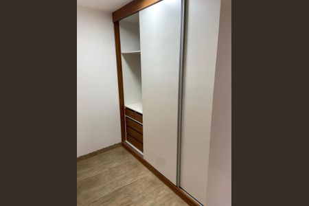 Apartamento à venda com 59m², 1 quarto e 2 vagas