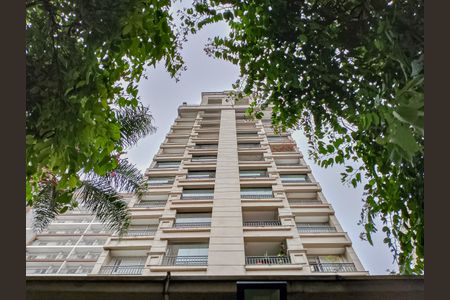 Apartamento à venda com 70m², 2 quartos e 2 vagas Apartamento à venda com 70m², 2 quartos e 2 vagasFachada