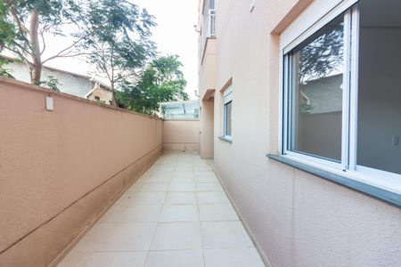 Apartamento à venda com 70m², 2 quartos e 1 vaga Apartamento à venda com 70m², 2 quartos e 1 vagaVaranda