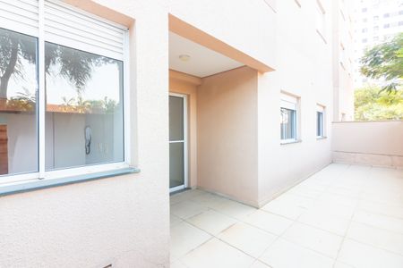 Apartamento à venda com 70m², 2 quartos e 1 vaga Apartamento à venda com 70m², 2 quartos e 1 vagaVaranda