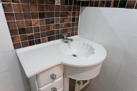 Apartamento à venda com 66m², 2 quartos e 1 vaga Apartamento à venda com 66m², 2 quartos e 1 vagaBanheiro