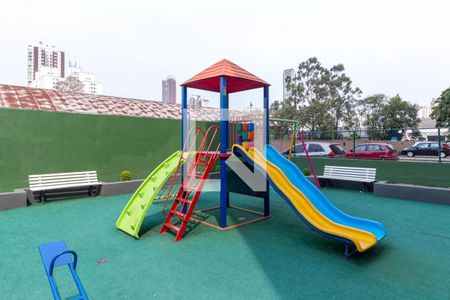 Apartamento à venda com 66m², 2 quartos e 1 vaga Apartamento à venda com 66m², 2 quartos e 1 vagaÁrea comum - Playground