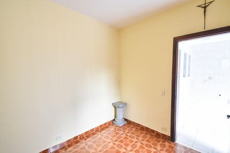 Casa à venda com 190m², 3 quartos e 2 vagasEdícula - quarto 2