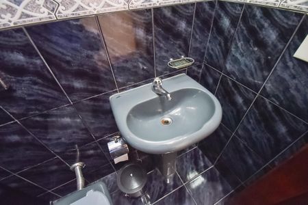 Casa à venda com 190m², 3 quartos e 2 vagasBanheiro da suíte