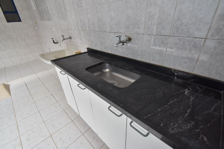 Casa à venda com 190m², 3 quartos e 2 vagasÁrea de serviço