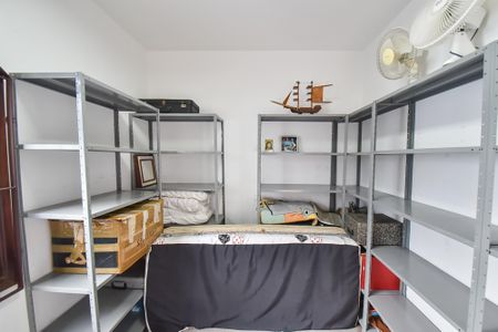 Casa à venda com 190m², 3 quartos e 2 vagasEdícula - quarto 1