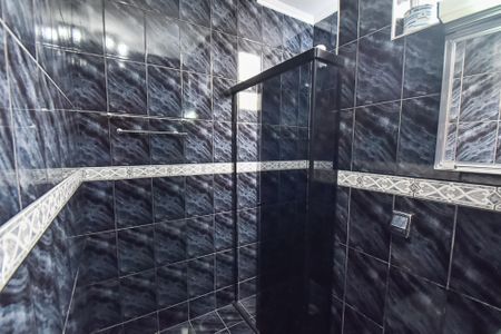 Casa à venda com 190m², 3 quartos e 2 vagasBanheiro da suíte