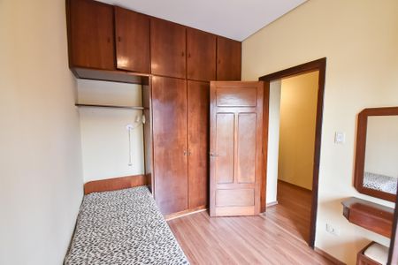 Casa à venda com 190m², 3 quartos e 2 vagasQuarto 2