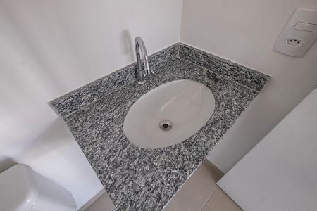 Apartamento à venda com 38m², 1 quarto e sem vaga Apartamento à venda com 38m², 1 quarto e sem vagaBanheiro