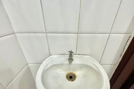 Casa à venda com 129m², 4 quartos e 2 vagasBanheiro de Serviço