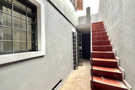 Casa à venda com 129m², 4 quartos e 2 vagasÁrea externa