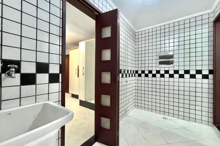 Casa à venda com 129m², 4 quartos e 2 vagasÁrea de Serviço