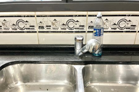 Casa à venda com 129m², 4 quartos e 2 vagasCozinha