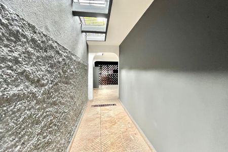 Casa à venda com 129m², 4 quartos e 2 vagasÁrea externa