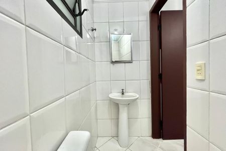 Casa à venda com 129m², 4 quartos e 2 vagasBanheiro de Serviço