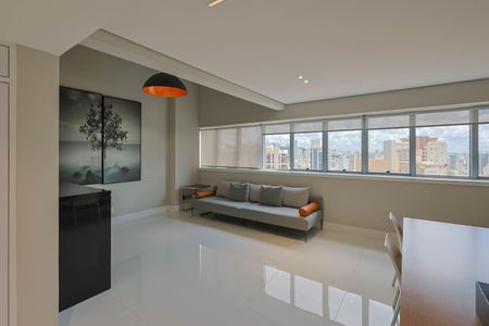 Apartamento à venda com 74m², 1 quarto e 2 vagasSala