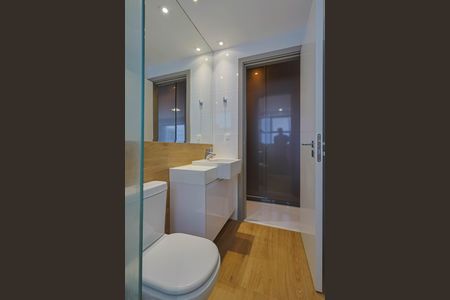 Apartamento à venda com 74m², 1 quarto e 2 vagasBanheiro da Suíte