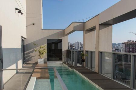 Apartamento à venda com 74m², 1 quarto e 2 vagasÁrea comum - Piscina