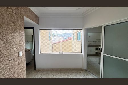 Apartamento à venda com 94m², 2 quartos e 2 vagasSala