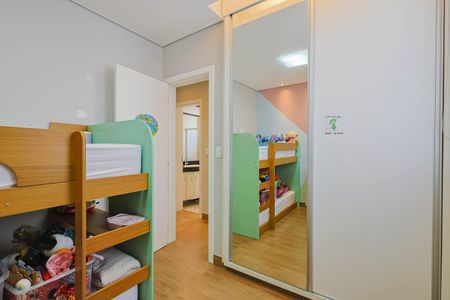 Apartamento à venda com 90m², 3 quartos e 2 vagasQuarto 2