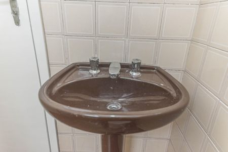 Apartamento à venda com 52m², 2 quartos e 1 vaga Apartamento à venda com 52m², 2 quartos e 1 vagaBanheiro