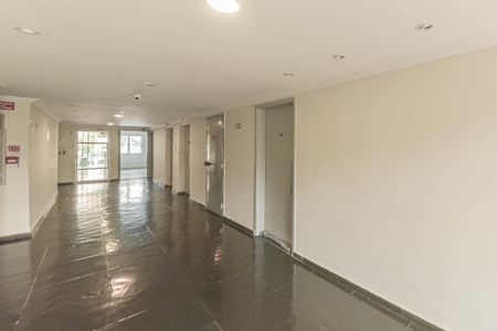 Apartamento à venda com 52m², 2 quartos e 1 vaga Apartamento à venda com 52m², 2 quartos e 1 vagaHall Social
