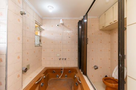 Apartamento para alugar com 60m², 2 quartos e sem vagaBanheiro