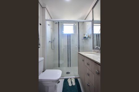 Apartamento à venda com 142m², 3 quartos e 2 vagas Apartamento à venda com 142m², 3 quartos e 2 vagasBanheiro Suíte 2