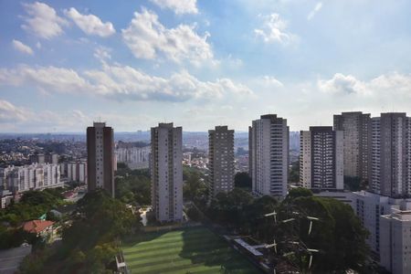 Apartamento à venda com 142m², 3 quartos e 2 vagas Apartamento à venda com 142m², 3 quartos e 2 vagasVista da Suíte 2