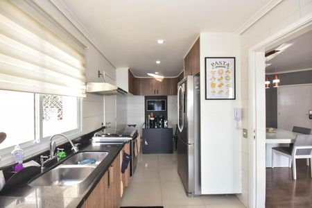 Apartamento à venda com 142m², 3 quartos e 2 vagas Apartamento à venda com 142m², 3 quartos e 2 vagasCozinha
