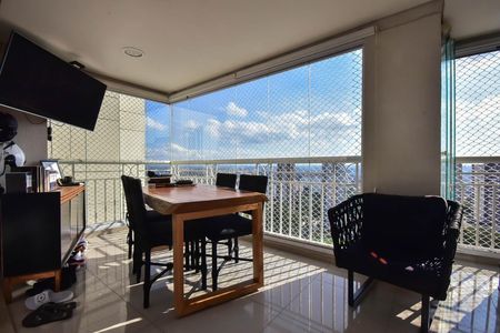 Apartamento à venda com 142m², 3 quartos e 2 vagas Apartamento à venda com 142m², 3 quartos e 2 vagasVaranda