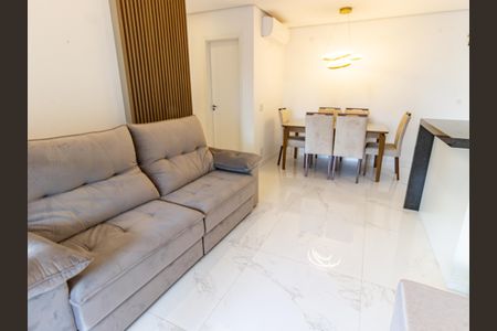 Apartamento à venda com 79m², 2 quartos e 1 vagaSala