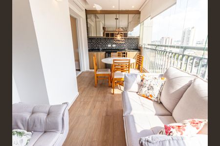 Apartamento à venda com 79m², 2 quartos e 1 vagaVaranda