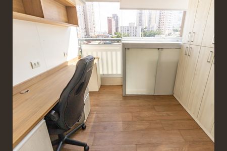 Apartamento à venda com 79m², 2 quartos e 1 vagaSuíte - Varanda