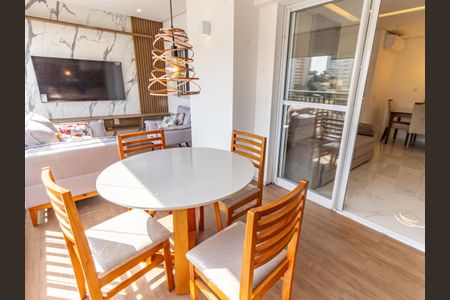 Apartamento à venda com 79m², 2 quartos e 1 vagaVaranda