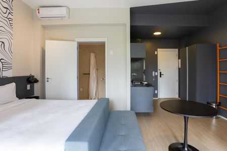 Studio para alugar com 37m², 1 quarto e sem vaga Studio para alugar com 37m², 1 quarto e sem vagaStudio