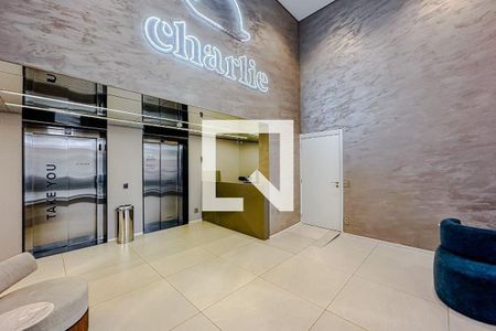 Studio para alugar com 37m², 1 quarto e sem vaga Studio para alugar com 37m², 1 quarto e sem vagaHall de Entrada