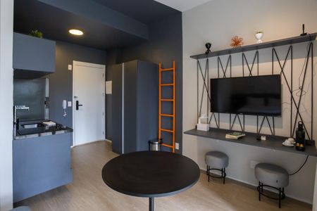 Studio para alugar com 37m², 1 quarto e sem vaga Studio para alugar com 37m², 1 quarto e sem vagaStudio